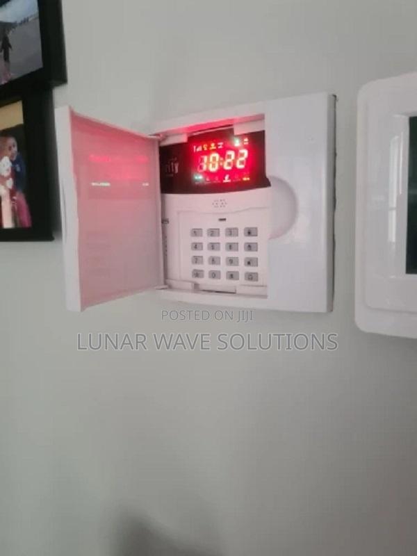 Smart Home Alarm System With Remotes 9 - main view