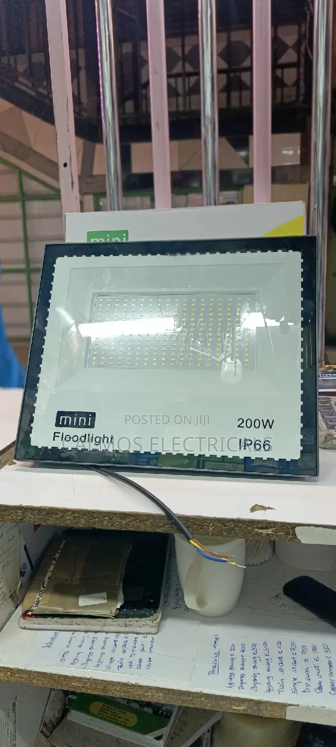 200watts Min Floodlights