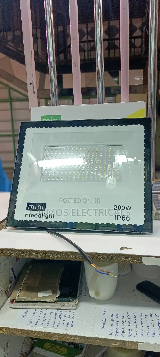 200watts Min Floodlights
