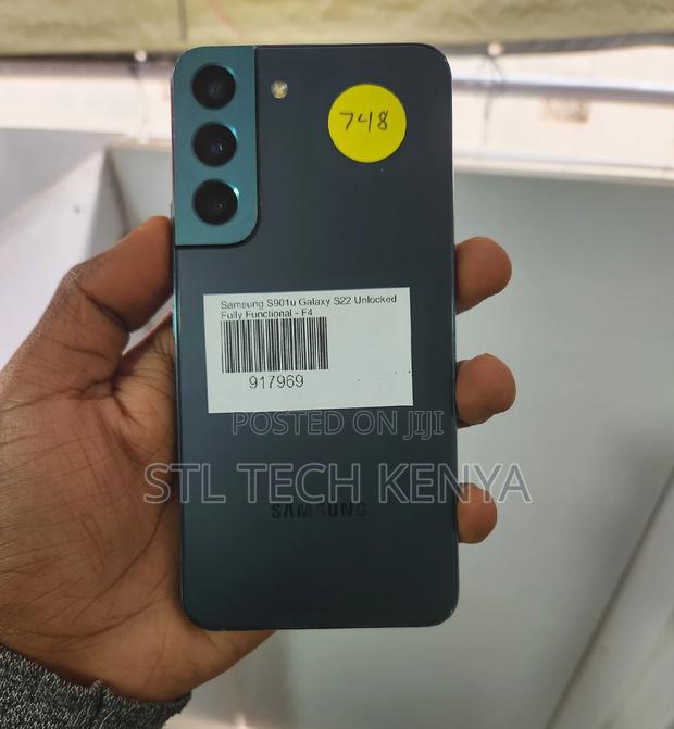 Samsung Galaxy S22 5G 128 GB Green - main view