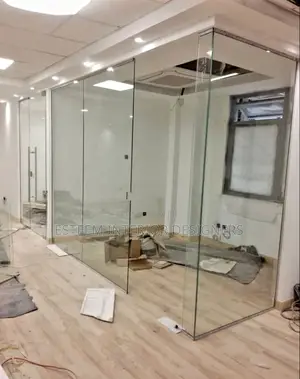 Commercial Glass Partition