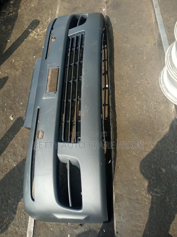 Toyota Hiace 7 L (2007) Front Bumper
