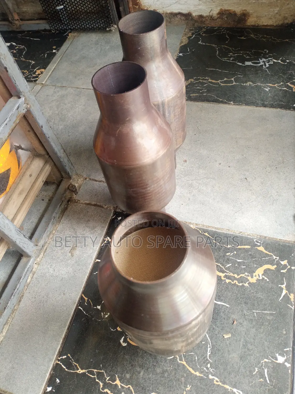 Toyota Premio 260 Mufler Catalytic Converter