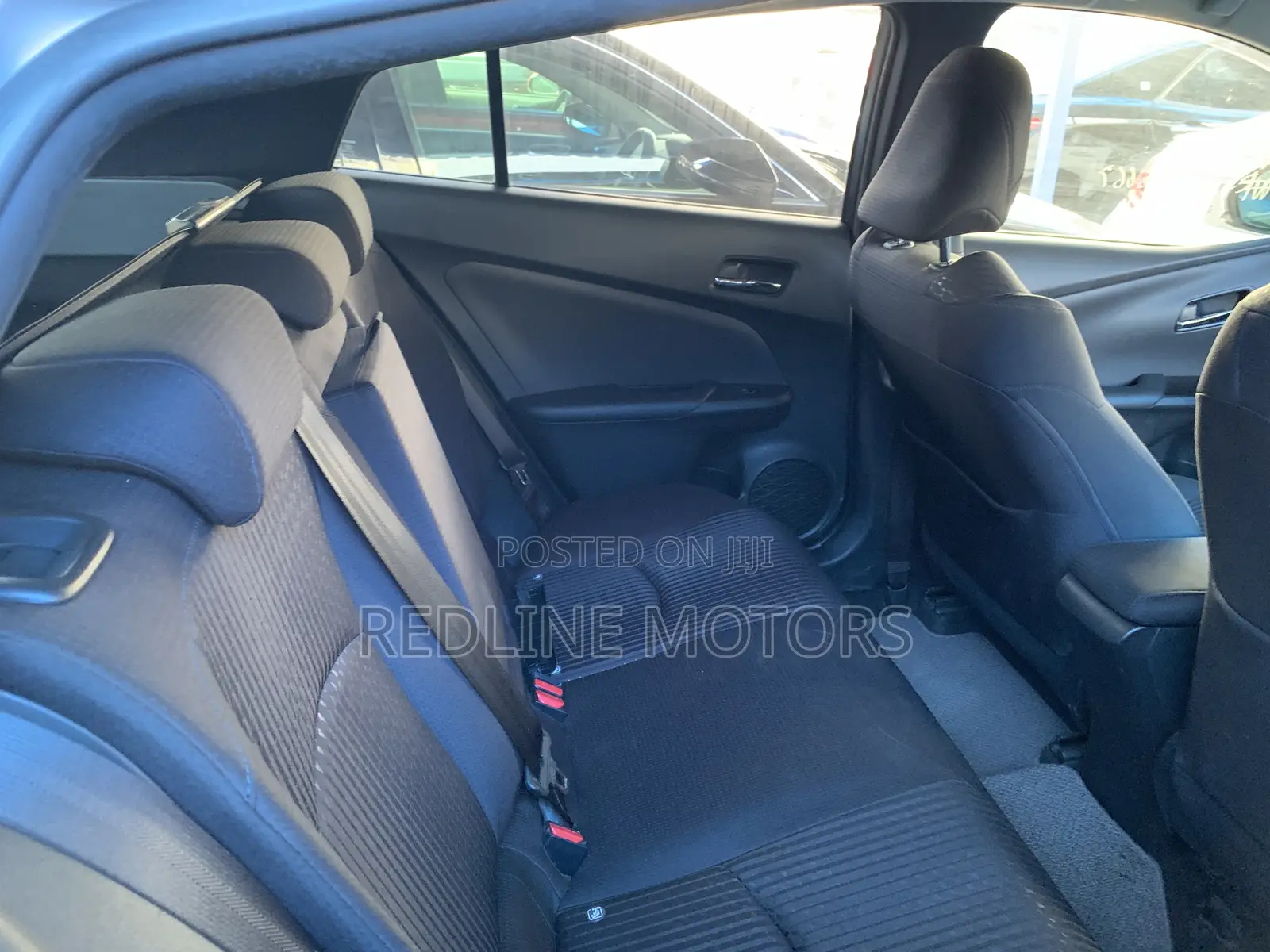 Toyota Prius Two Eco 2017 Silver