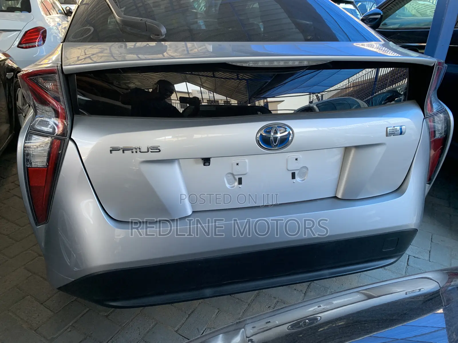 Toyota Prius Two Eco 2017 Silver