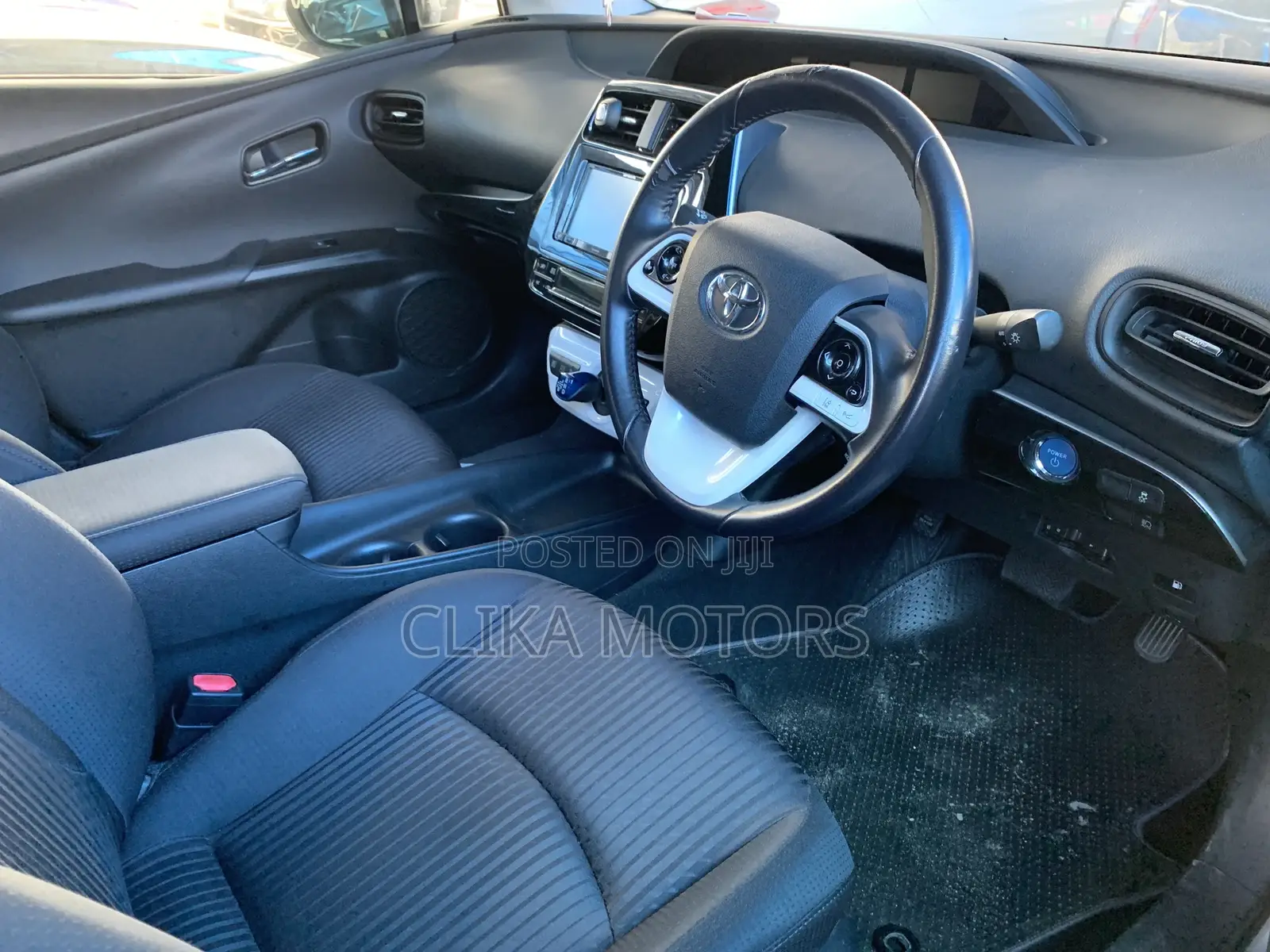 Toyota Prius Two Eco 2017 Silver