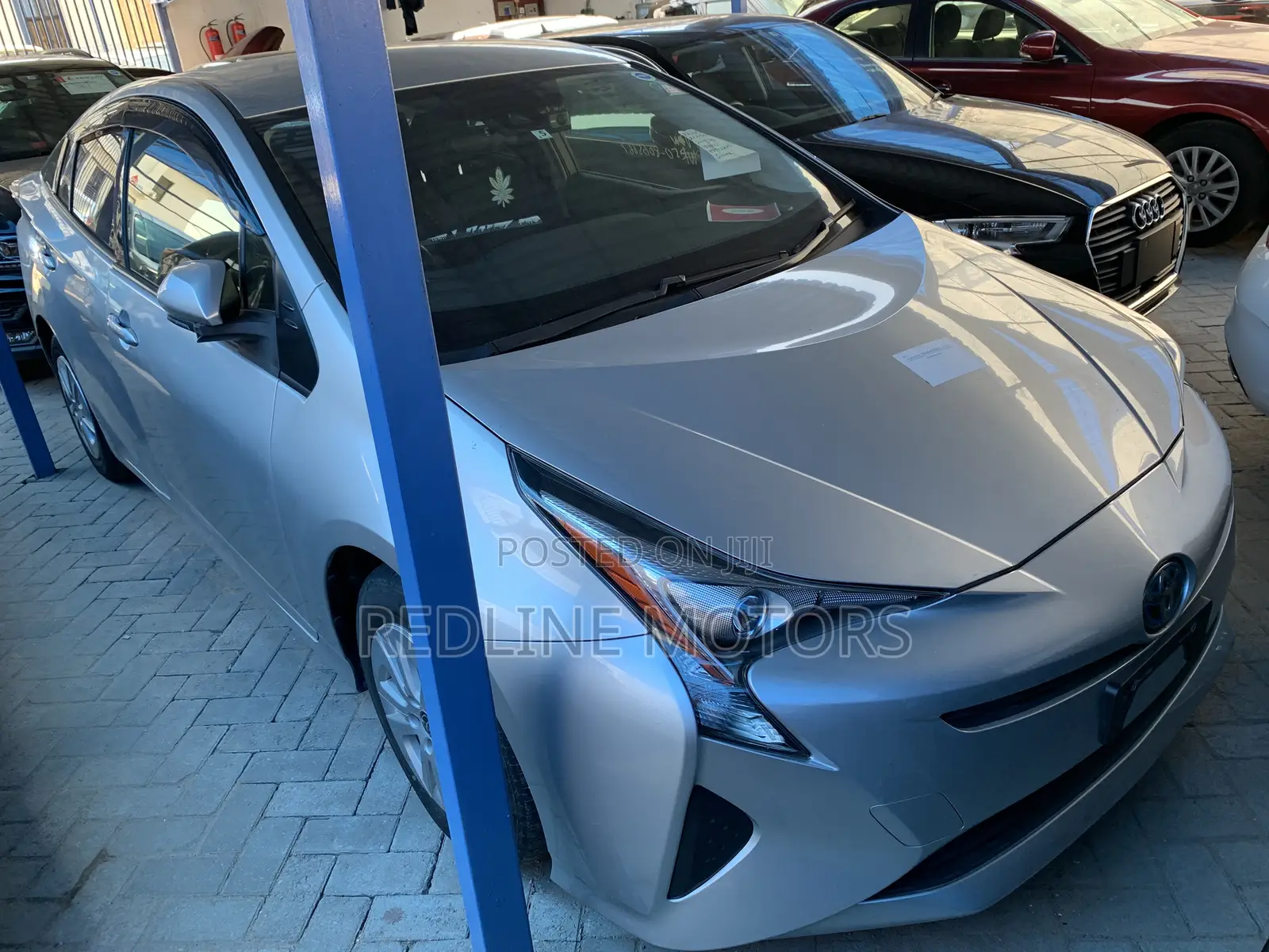 Toyota Prius Two Eco 2017 Silver