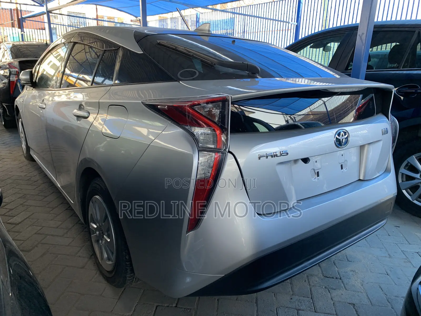 Toyota Prius Two Eco 2017 Silver