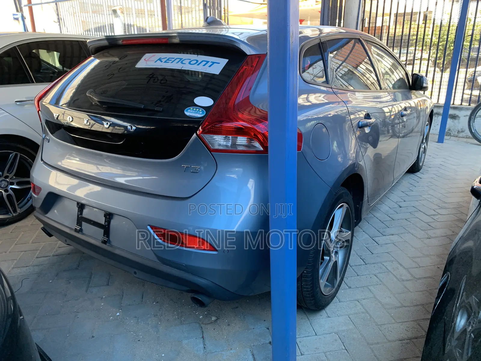 Volvo V40 2017 Blue