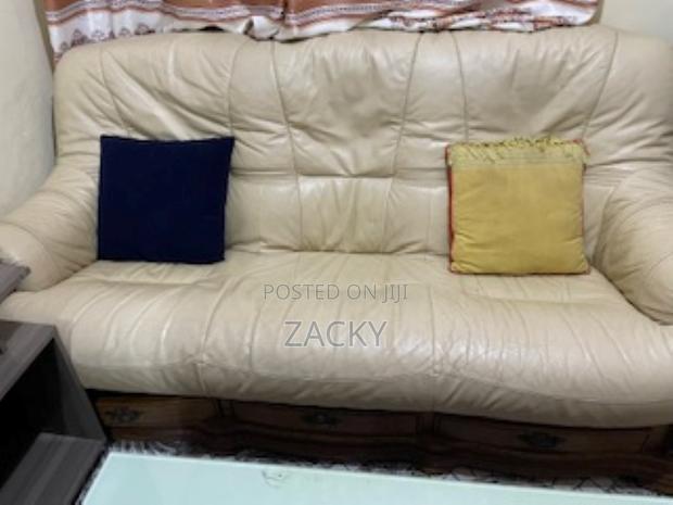 Furnished 1bdrm Bedsitter in Riara Road, Junction, Valley Arcade - thumbnail 2