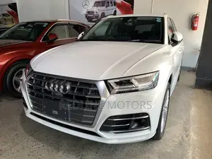 Audi Q5 2.0T Premium AWD quattro 2017 Pearl