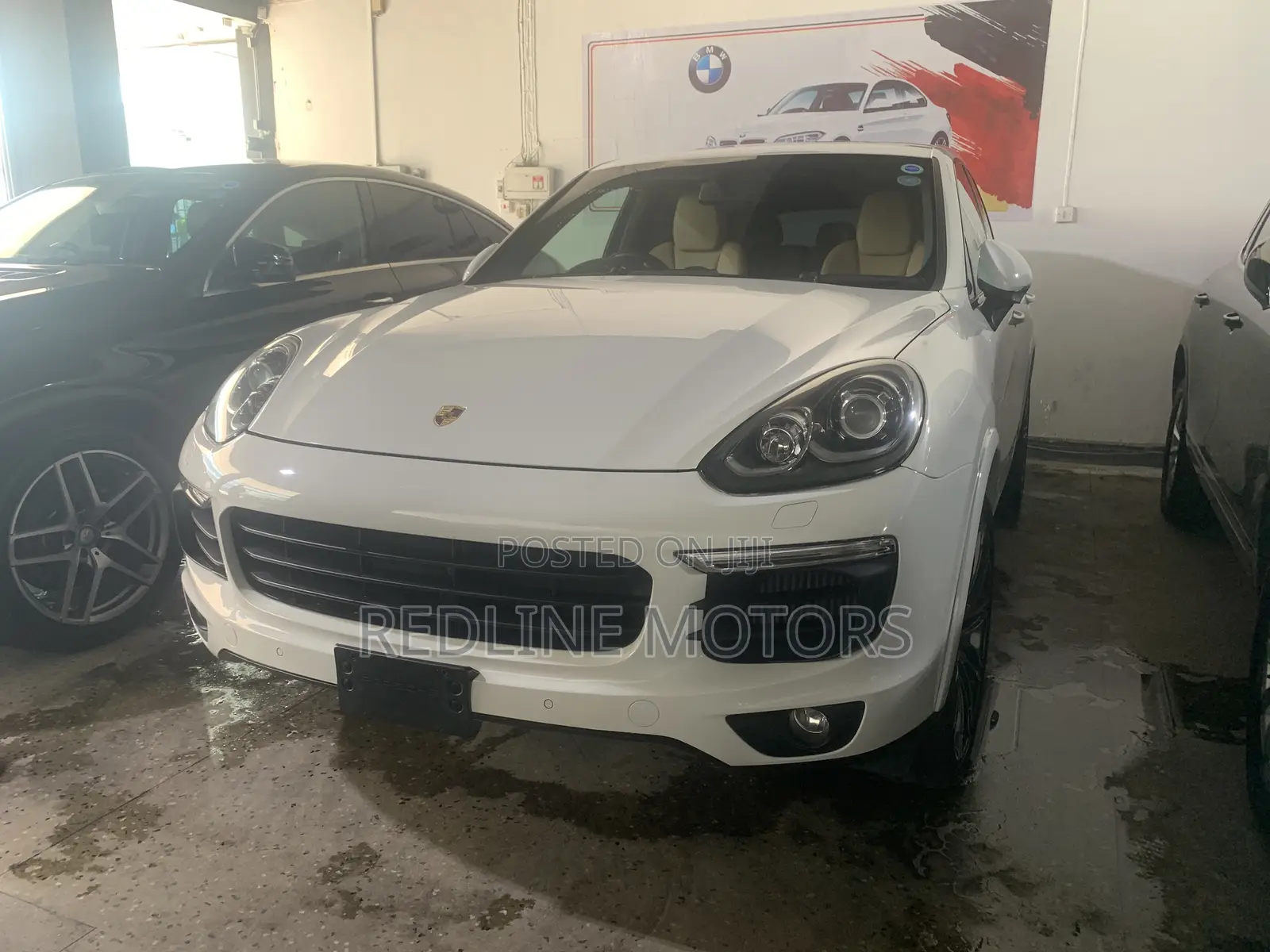 Porsche Cayenne Base AWD 2017 Pearl
