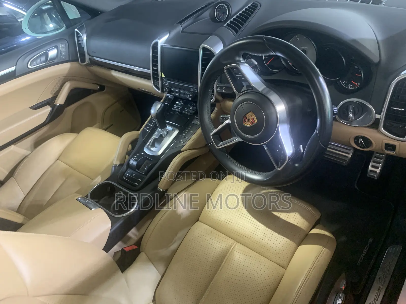 Porsche Cayenne Base AWD 2017 Pearl