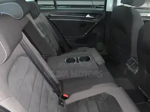 Volkswagen Golf Variant 2017 Blue
