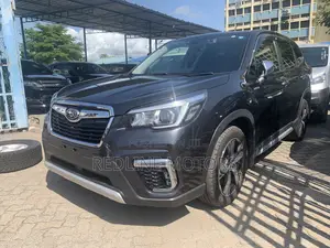 Subaru Forester 2.5i Limited AWD 2018 Gray