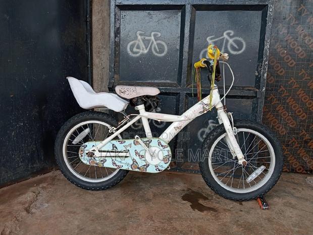 Ex UK Kids Bike Size 16 - thumbnail 3