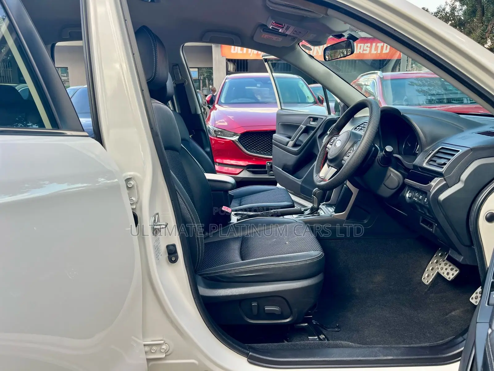 Subaru Forester 2.0XT Premium AWD 2017 White