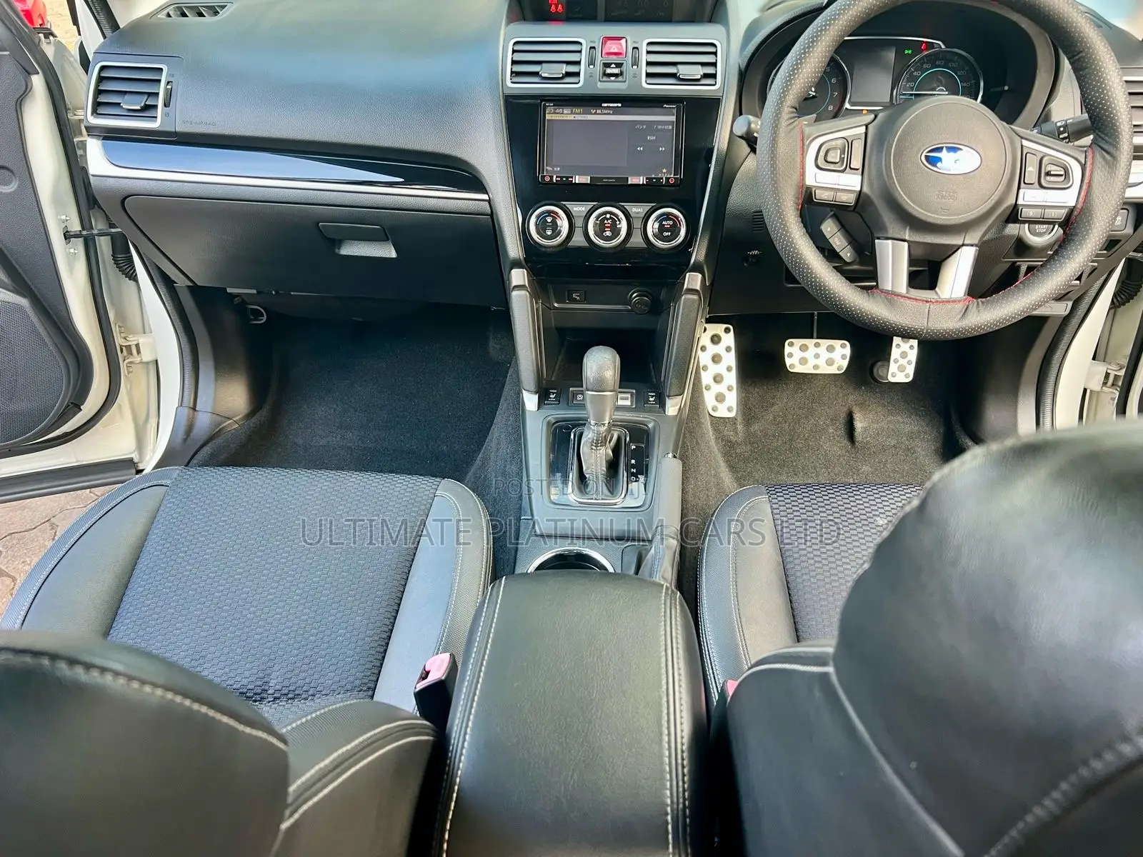 Subaru Forester 2.0XT Premium AWD 2017 White