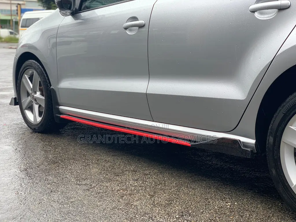 Universal Side Skirts