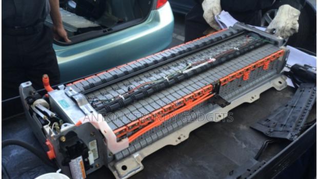 Hybrid Battery Repair / Replacement Shop for Individual Vehi
