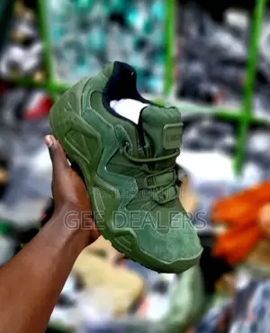 Jungle Green Hiking/Tactical Boots >Magnum Boots