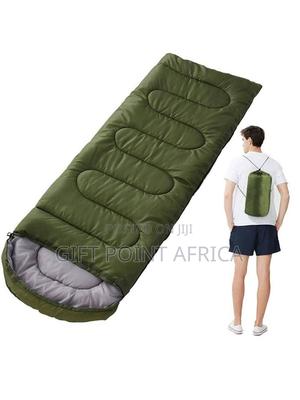 4 Season Sleeping Bags - thumbnail 2