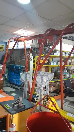 IORI Italy One Tonne Petrol Concrete Hoist