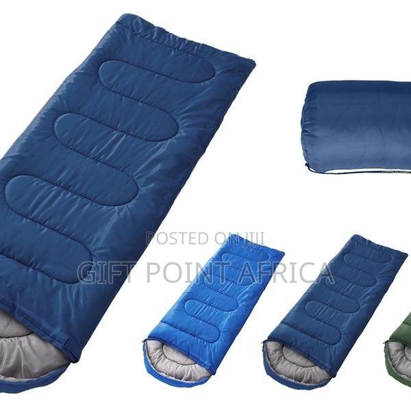 4 Seasons Sleeping Bags - thumbnail 3