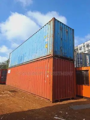 40FT SHIPPING CONTAINERS- A Call Away From Your Door Step.