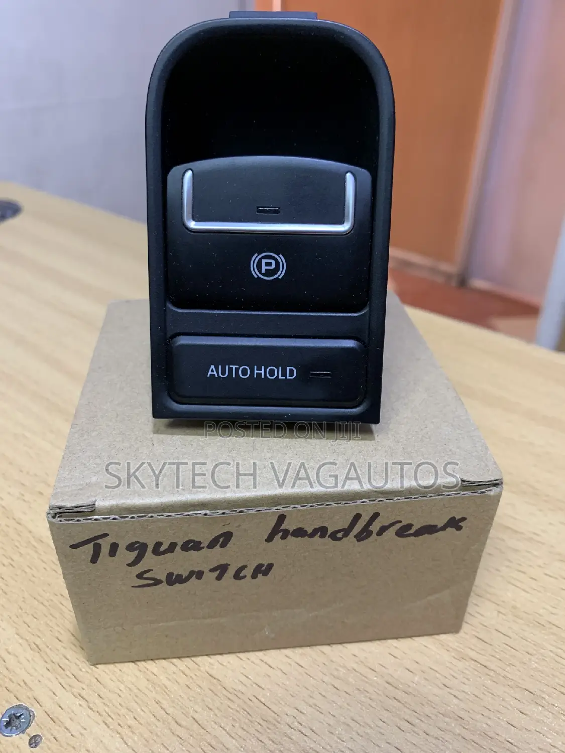 Volkswagen Tiguan Autohold/Parking Switch