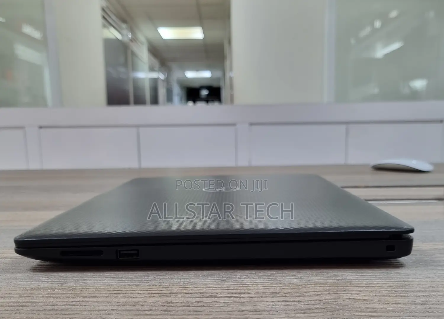 Laptop Dell Inspiron 14 3452 8GB Intel Core I7 SSD 512GB