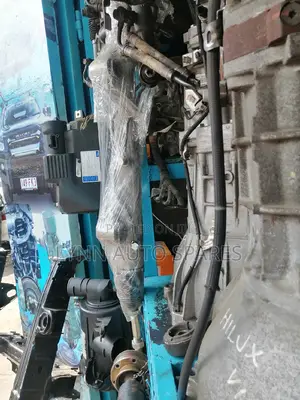 Brand New Steering Rack 200 Series Land Cruiser