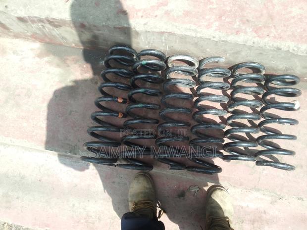 Toyota Voxy New Shap Coil Springs 
