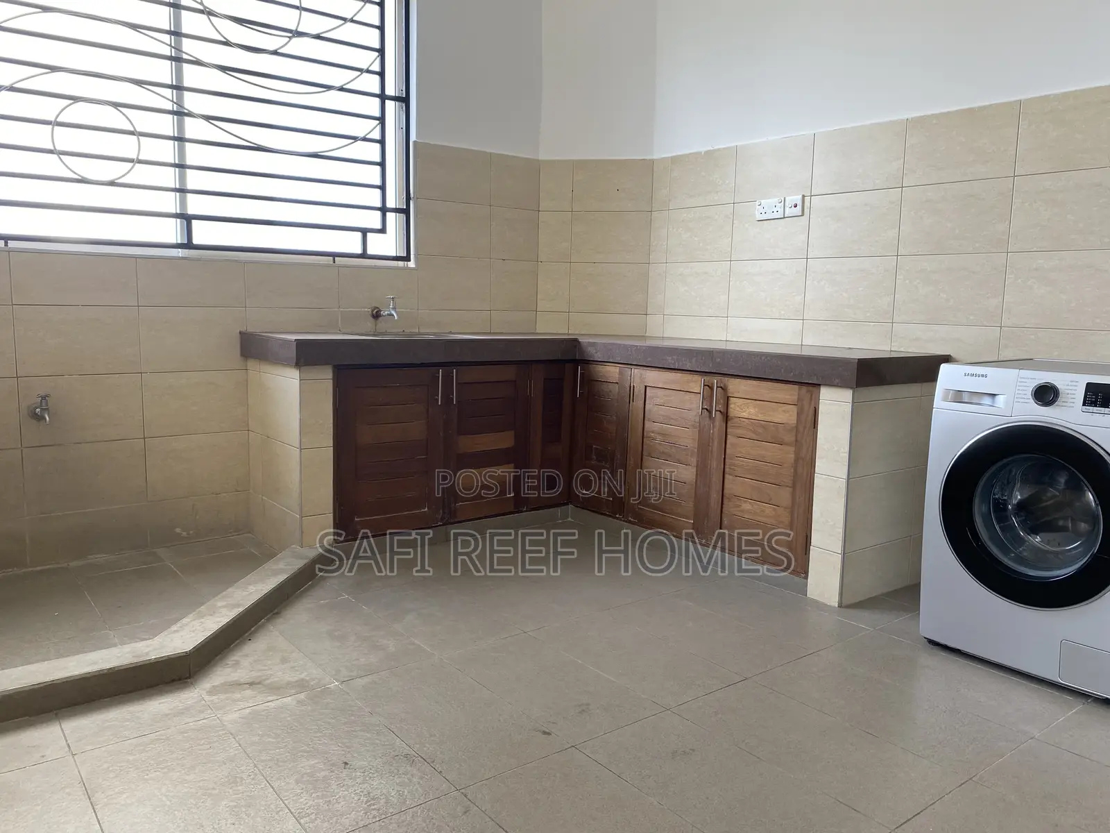 4bdrm Duplex in Nyali for sale