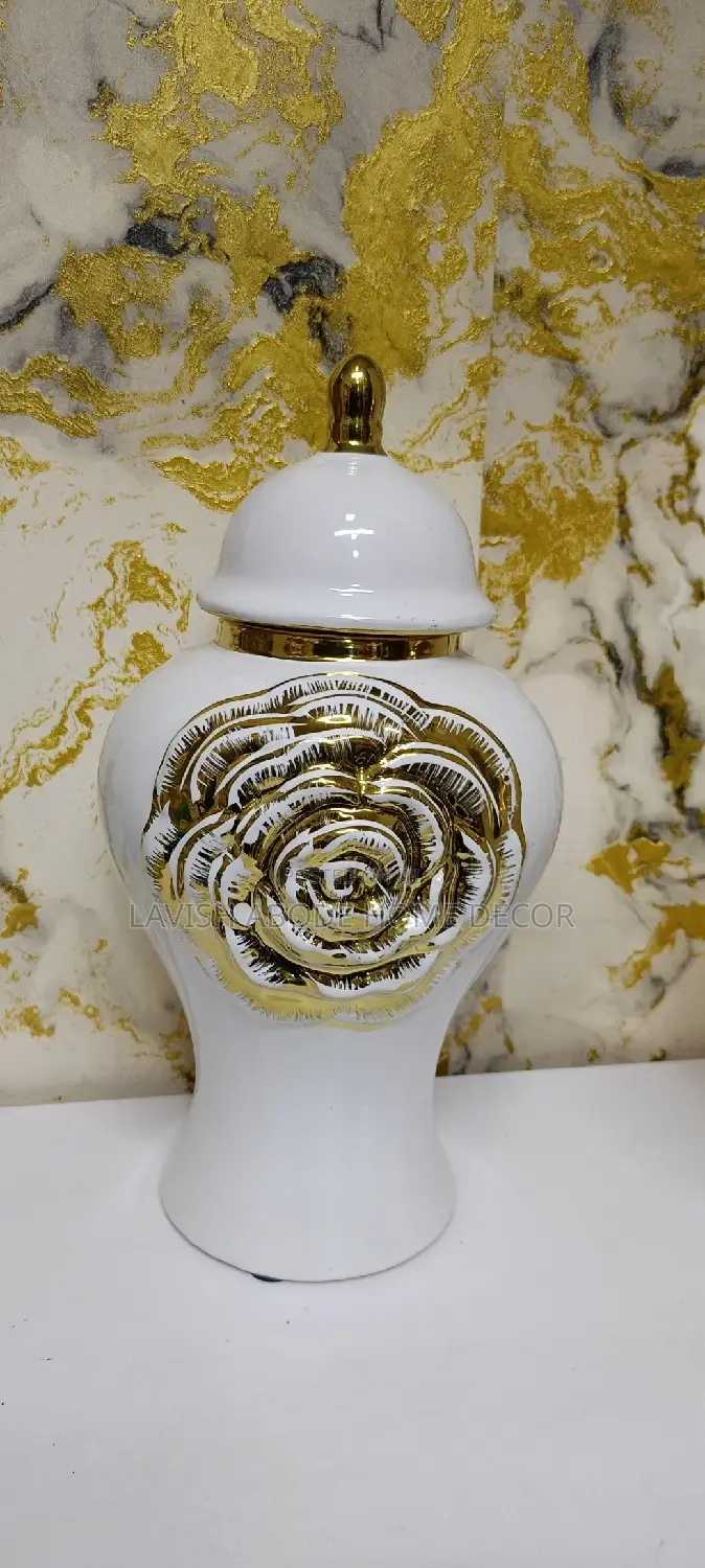 Ceramic Ginger Jar Flower Vase Gold and White