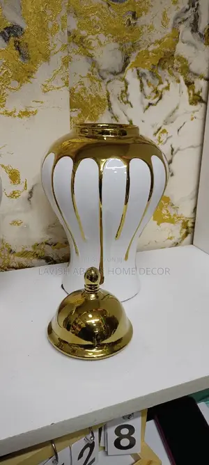 Ceramic Ginger Jar Flower Vase White Gold