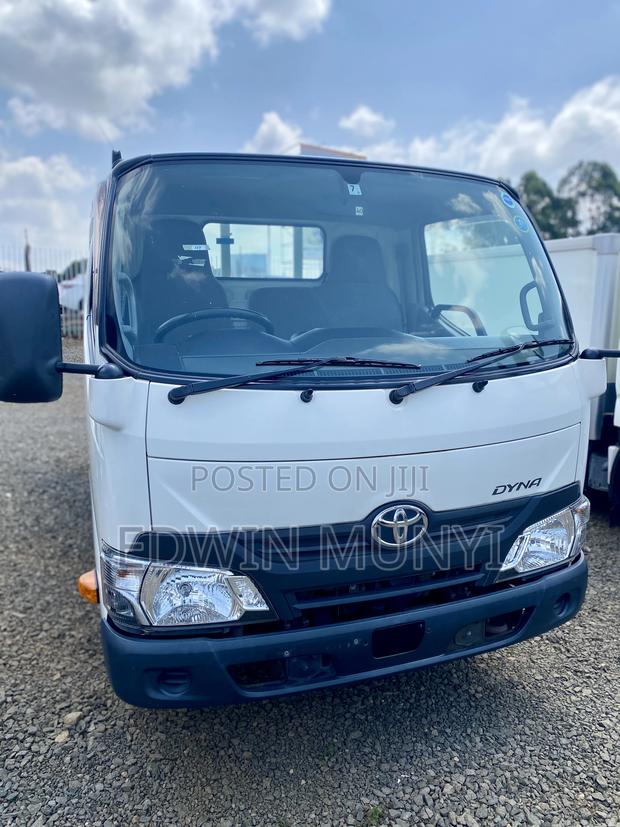 Toyota Dyna 2017 Manual 3tonne