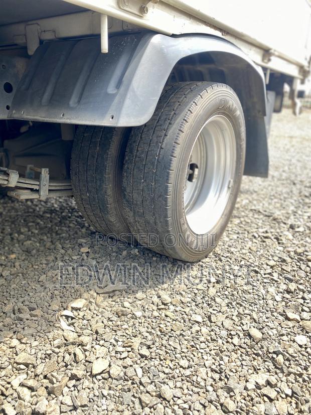 Toyota Dyna 2017 Manual 3tonne - thumbnail 8