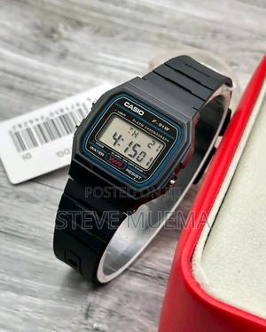 Casio Plastic. - thumbnail 2