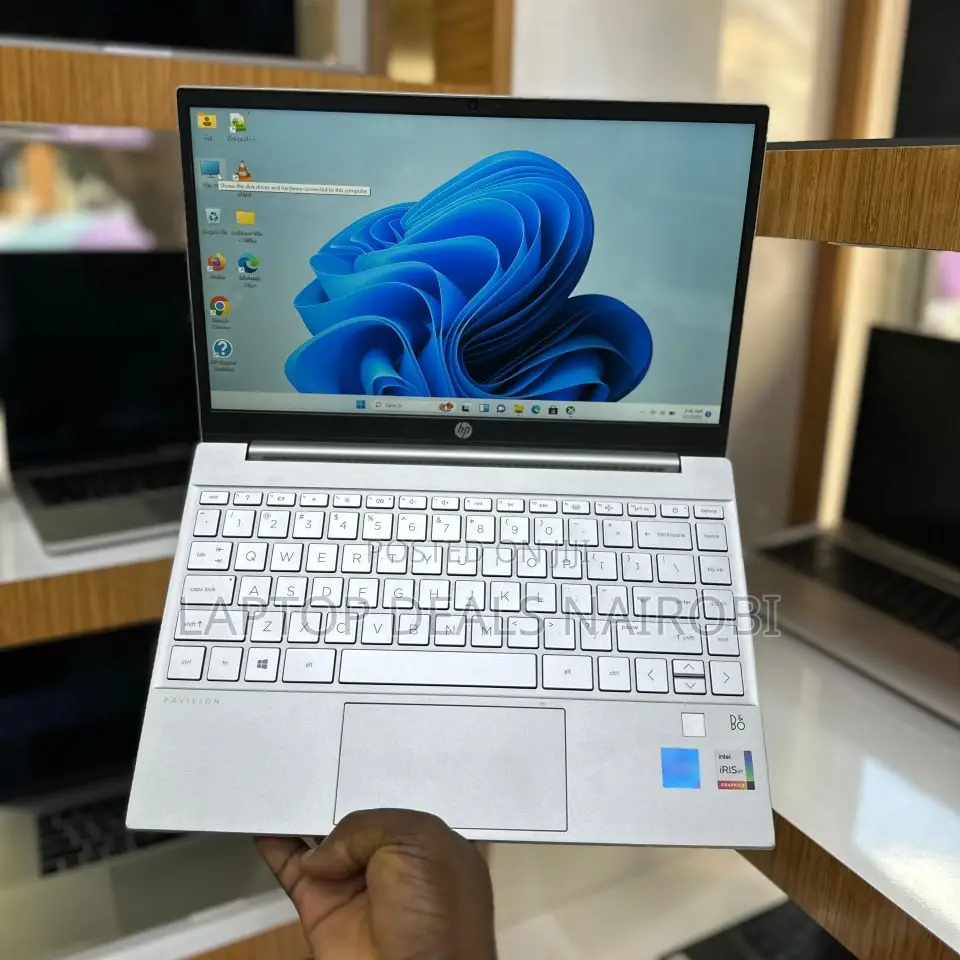 Laptop HP Pavilion 13 8GB Intel Core i5 SSD 256GB