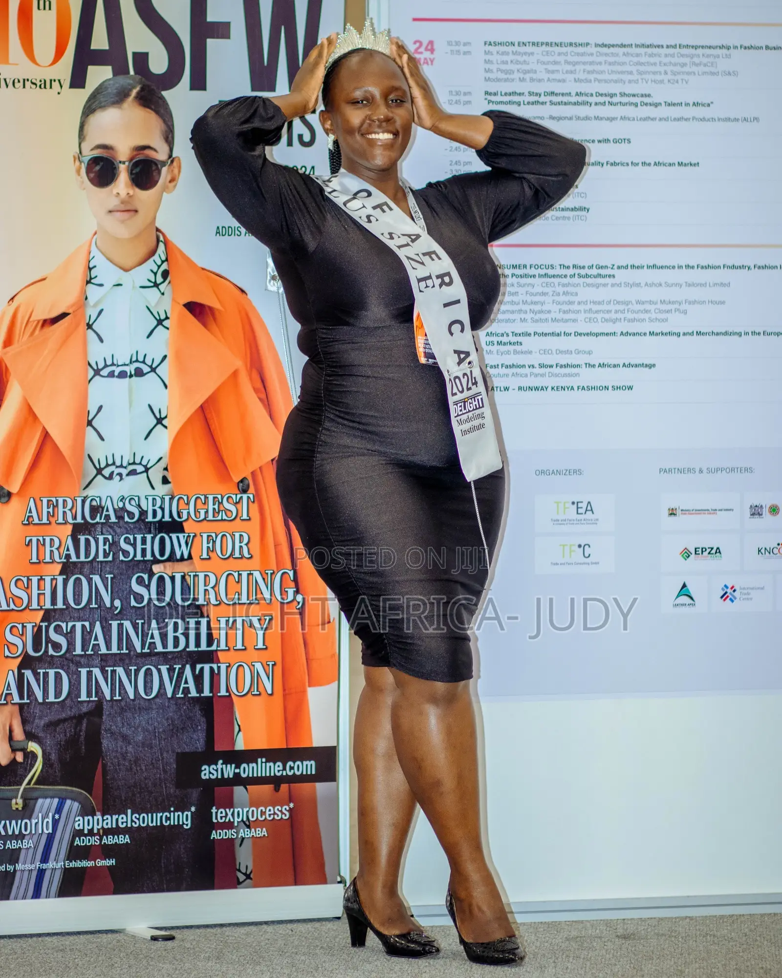 Modelling, High Fashion, Pageant and Etiquette Catwalk Class