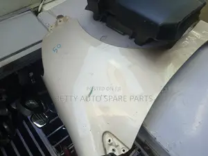 Toyota Passo Settee Wing