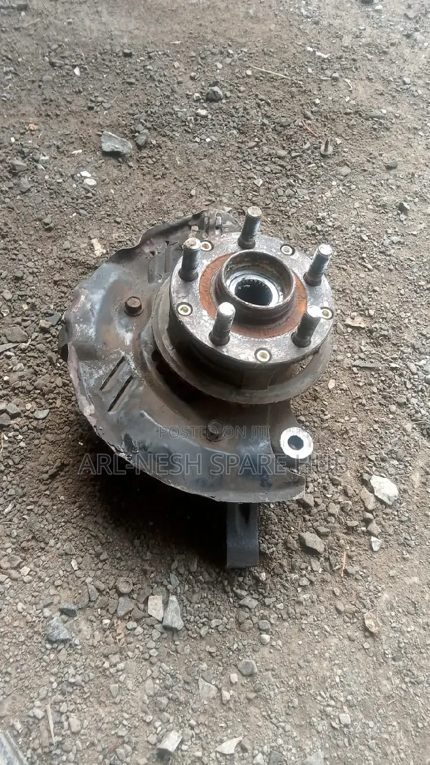 Subaru Forester Sf5 Front Hurb With Abs Ring