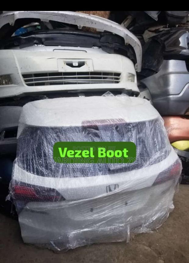 Vezel Boot