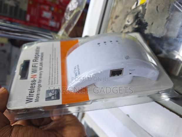Wireless N Wifi Repeater Extender - thumbnail 2
