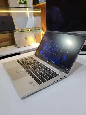 Laptop HP EliteBook 830 G7 8GB Intel Core I5 SSD 256GB