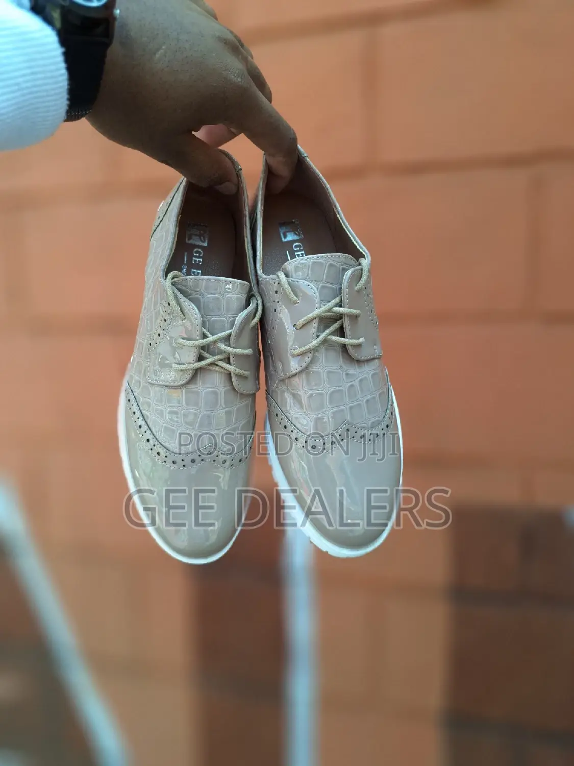 Quality Ladies Wetlook Official>Ladies Brogues