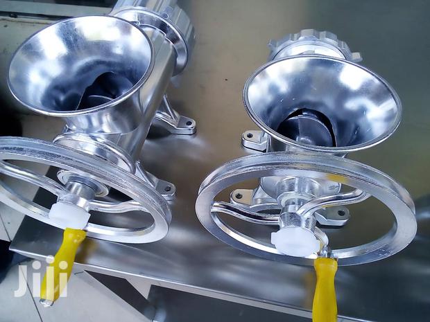 Meat Mincer Grinder Electric and Manual-Various Sizes