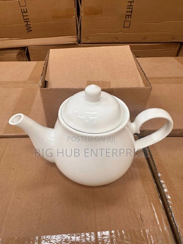 Ceramic Tea Pot D5.8cm H12.5cm 1l - main view