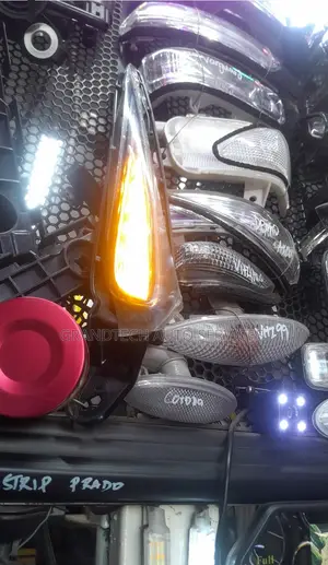 Toyota Vitz DRL Foglights